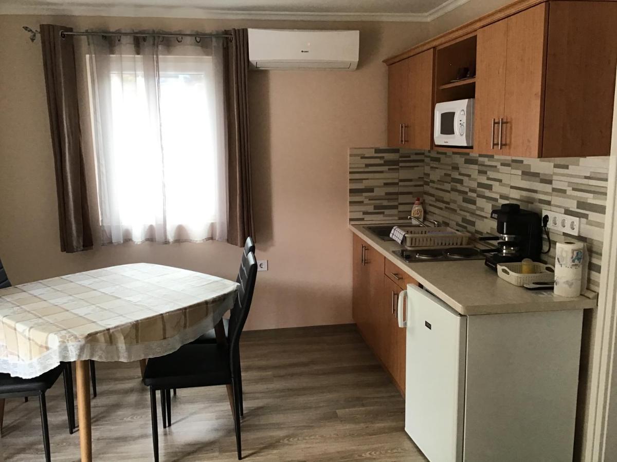 Dravecz Apartman Balatonlelle Dış mekan fotoğraf